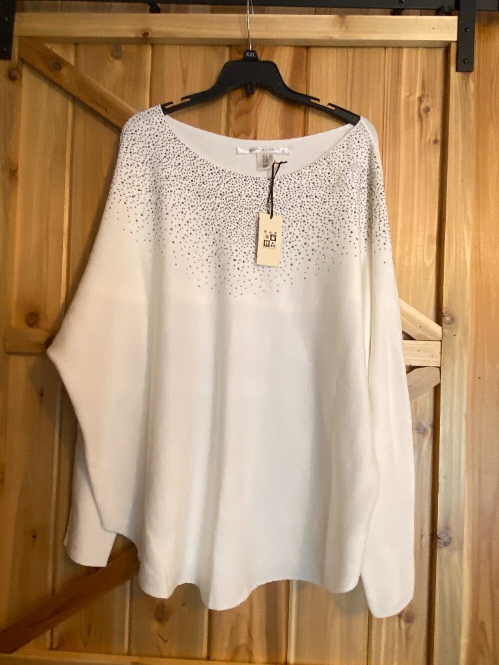 Max Studio Women's 1X Plus Studded Rhinestone Pullover Sweater Ivory White NWT